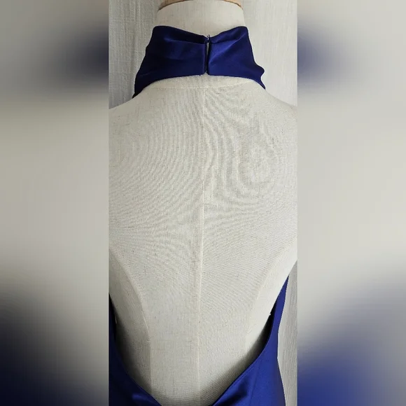 NWT Gianni Bini Peyton Satin Mini Sheath Dress: Color- Cobalt: Size- 8 - Picture 5 of 10